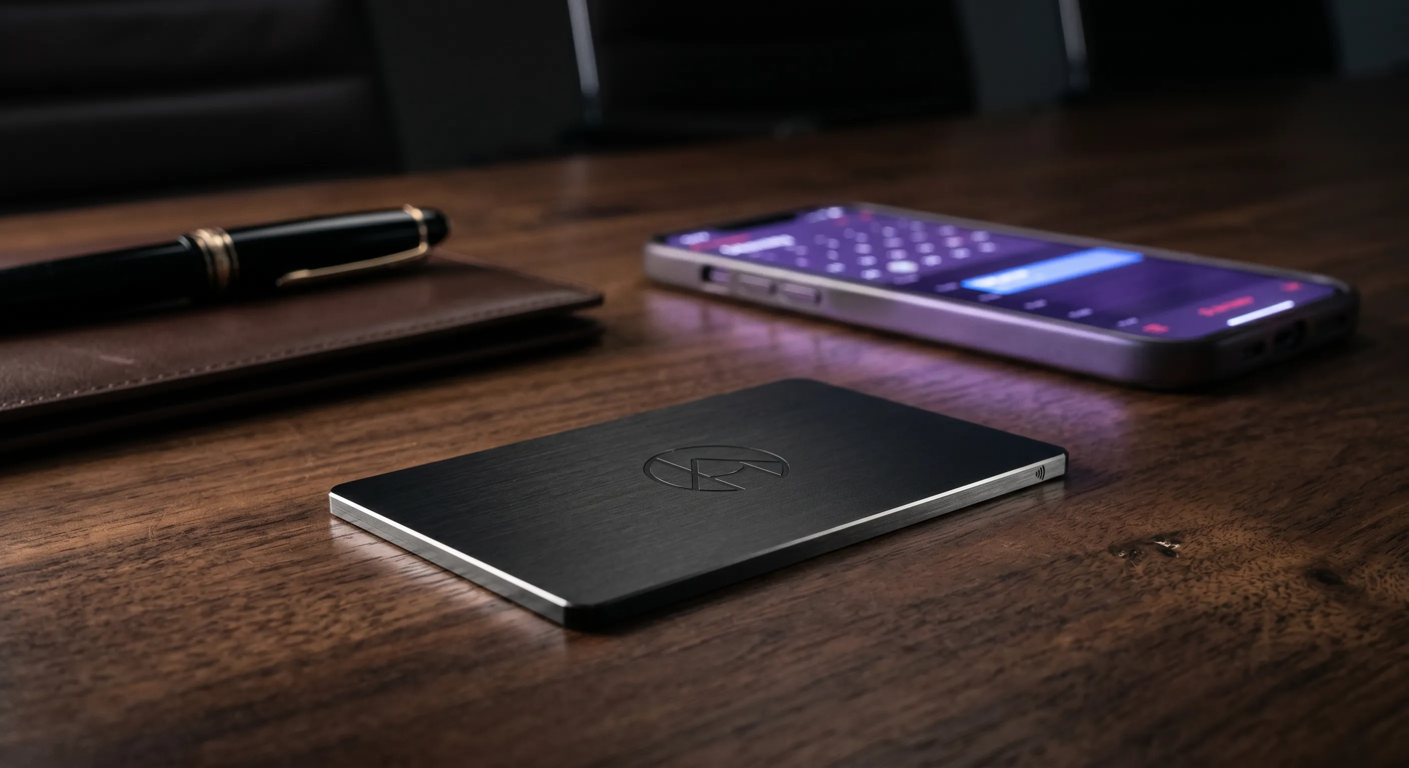 NFC визитки за специалисти по продажби: защо квотата ви живее или умира при първото ръкостискане